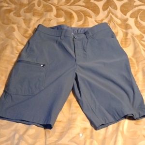 Men's Eddie Bauer shorts size 30